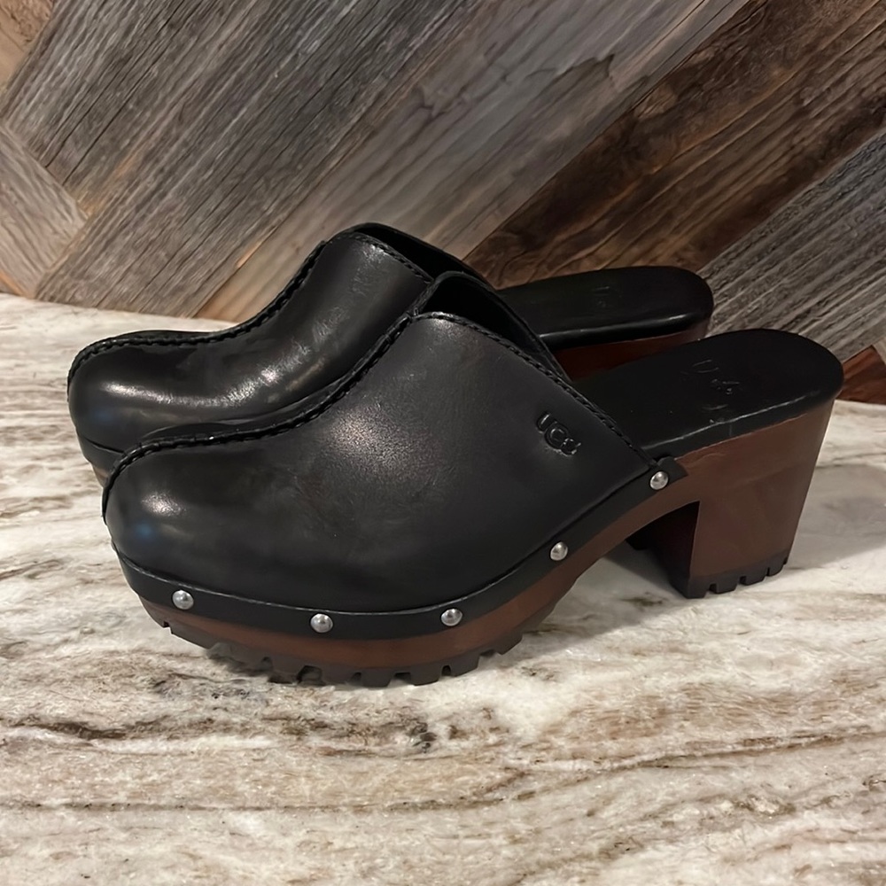 Excellent condition black leather